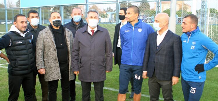 Vali Elban'dan Adana Demirspor Kulübüne ziyaret: