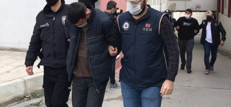 Adana'da terör örgütü El Kaide'ye yönelik operasyonda yakalanan 6 zanlıdan 5'i tutuklandı