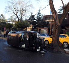 Beşiktaş'ta ağaca çarpan otomobilin sürücüsü yaralandı