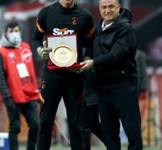 Galatasaray kalecisi Muslera, 300. Süper Lig maçına çıktı