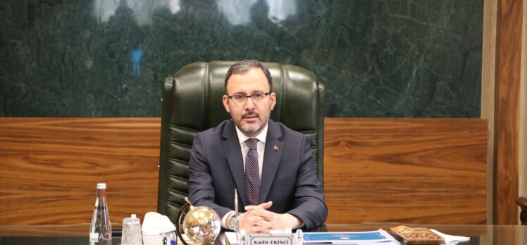 Gençlik ve Spor Bakanı Kasapoğlu, Bingöl Valiliği ve Belediyeyi ziyaret etti