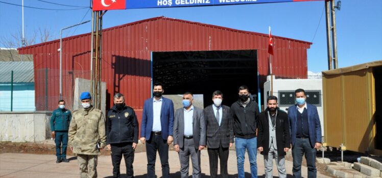 Hakkari'deki Üzümlü Sınır Kapısı yeniden açıldı