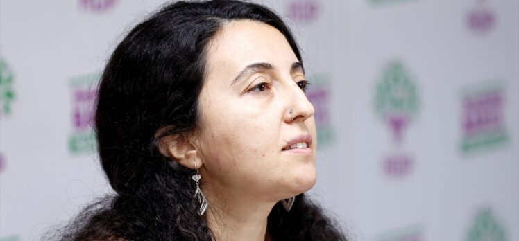 HDP Sözcüsü Ebru Günay “Herkes için Adalet” kampanyasına ilişkin bilgi verdi