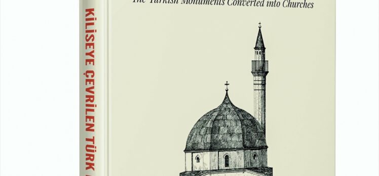 Kiliseye çevrilen iki cami, Kırım Tatarları'nın mücadelesiyle özüne döndürüldü