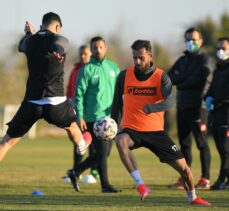 İlhan Palut, Konyaspor'da ilk antrenmanına çıktı