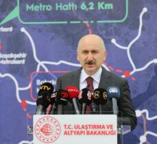 Ulaştırma ve Altyapı Bakanı Karaismailoğlu, Başakşehir-Kayaşehir metro inşaatında incelemelerde bulundu: