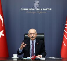 CHP Genel Başkanı Kılıçdaroğlu, down sendromlular ve aileleriyle görüştü: