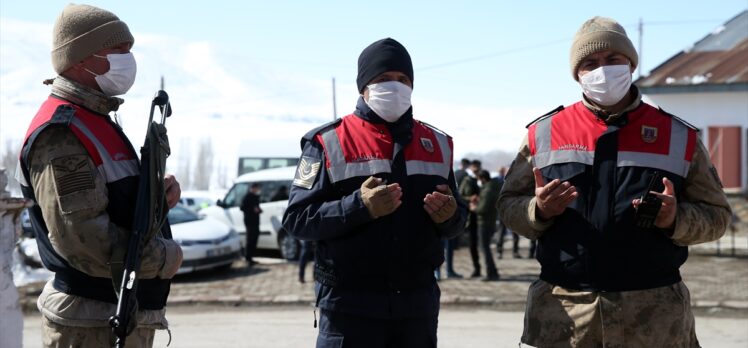 Erzurum'daki Alaca şehitleri 103. yılında törenle anıldı