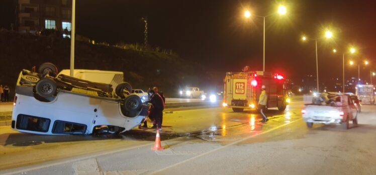 Hatay'da minibüs devrildi: 3 yaralı