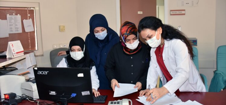 Kırıkkale'de sağlık çalışanları salgınla geçen bir yılı anlattı