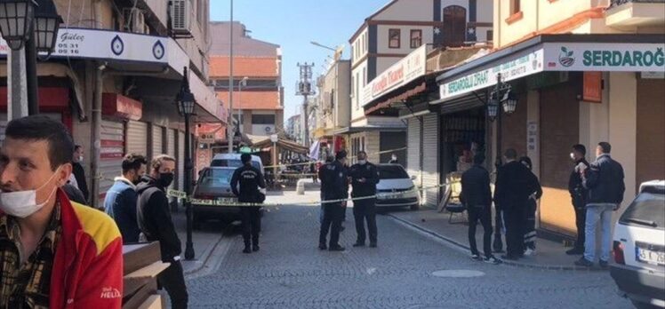 Manisa'da hırdavatçıda çıkan silahlı kavgada 1 kişi öldü, 3 kişi yaralandı