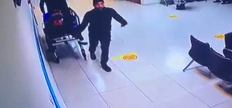 Mersin'de akıma kapılan kablo hırsızları hastaneye gidince yakalandı