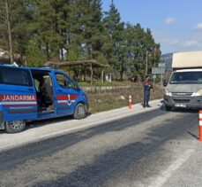 Muğla'da, yolcu otobüsünde yapılan aramada börek arasında uyuşturucu ele geçirildi