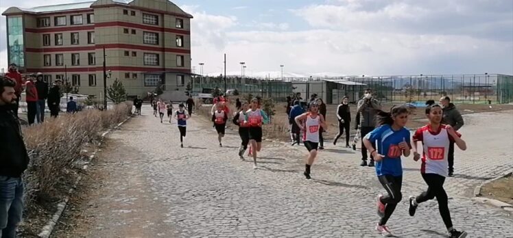 Atletizmi Geliştirme Projesi 2. Kademe Yarışları Erzurum’da düzenlendi