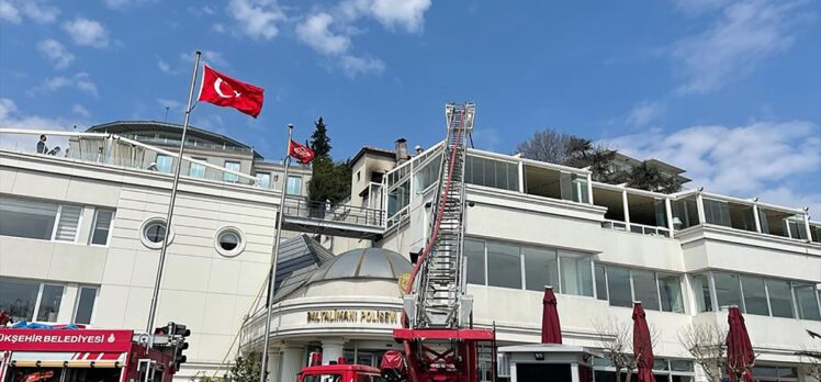 Baltalimanı Polisevi'nin bacasında çıkan yangını itfaiye söndürdü