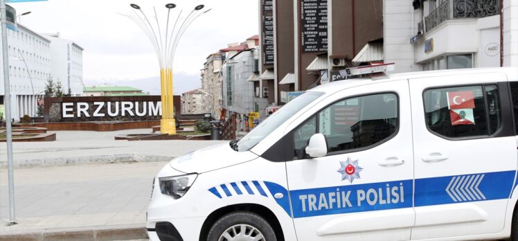 Doğu Anadolu'da sokağa çıkma kısıtlamasıyla cadde ve sokaklar sessizliğe büründü