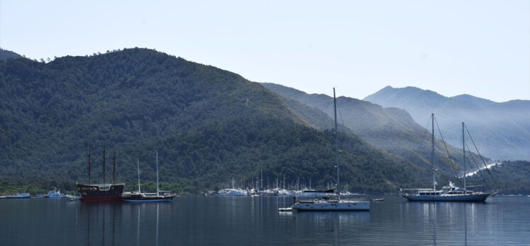 Dünyaca ünlü turizm merkezlerine sahip Muğla'da “tam kapanma”nın ilk gününde sessizlik hakim