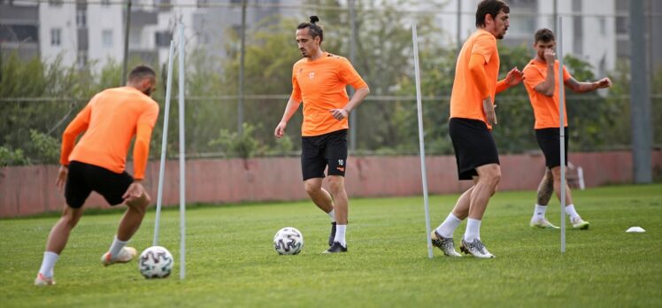 Galibiyet hasreti 8 hafta sonra biten Adanaspor'da ligde kalma umutları arttı