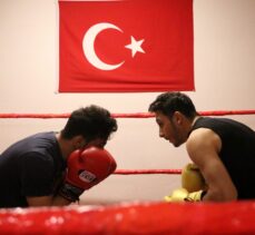 İzmirli ikiz boksörler, Muhammed Ali ve Sinan Şamil Sam'ı örnek alıyor