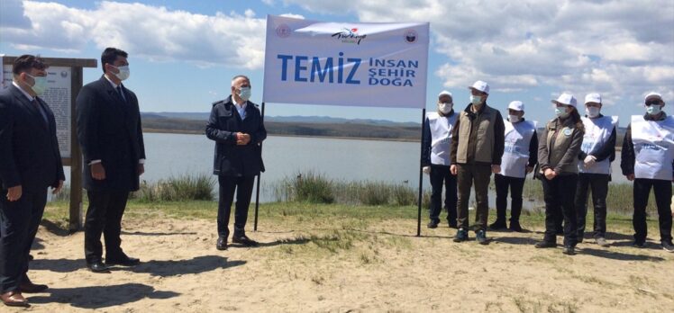 Kırklareli longoz ormanlarında çevre temizliği yapıldı