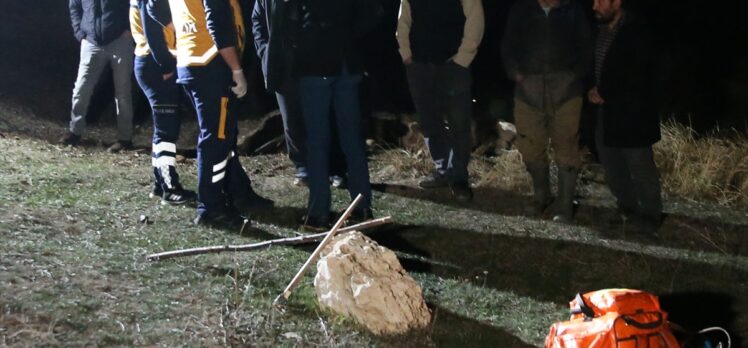 Sivas'ta odun kesmek için evinden ayrılan bir kişi arazide ölü bulundu