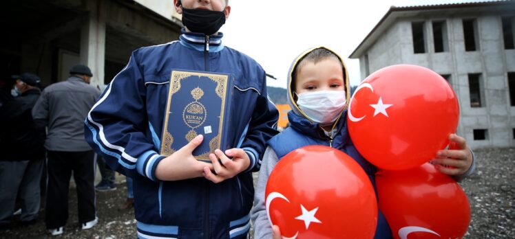 Türkiye Diyanet Vakfı Bosna Hersek'te ihtiyaç sahibi ailelere gıda yardımı yaptı