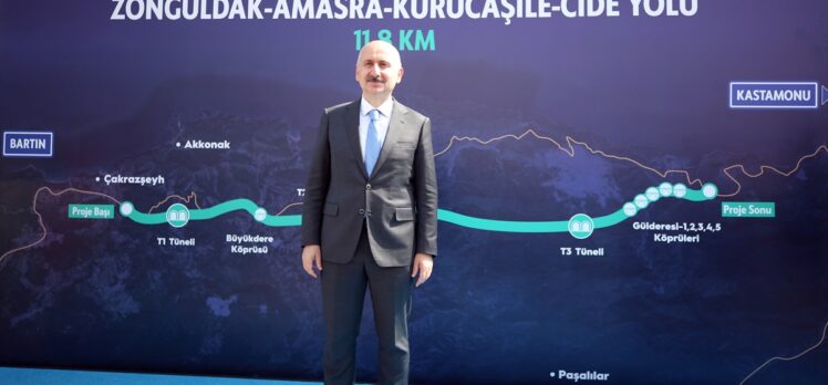 Ulaştırma ve Altyapı Bakanı Karaismailoğlu, Bartın-Amasra-Kurucaşile-Cide yol projesini inceledi: