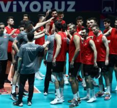 A Milli Erkek Voleybol Takımı, Ankara'da kampa girdi