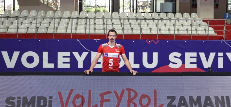 A Milli Erkek Voleybol Takımı kaptanı Burak Güngör, sıkı çalışmanın karşılığını alacaklarına inanıyor: