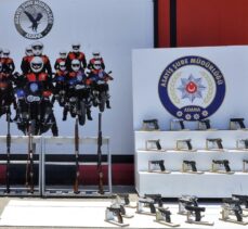 Adana'da polis denetimlerinde ruhsatsız 34 silah ele geçirildi