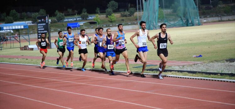 Atletizmde Spor Toto Türkiye 10.000 Metre Şampiyonası Mersin'de yapıldı