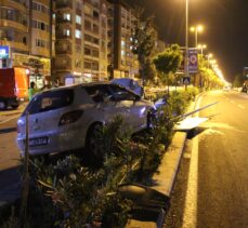 Hatay’da kaza yapan otomobilin sürücüsü olay yerinden kaçtı