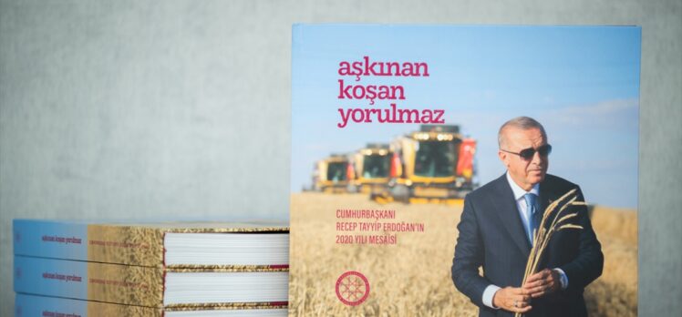 İletişim Başkanlığından Cumhurbaşkanı Erdoğan'ın 2020 mesaisini anlatan “Aşkınan Koşan Yorulmaz” kitabı