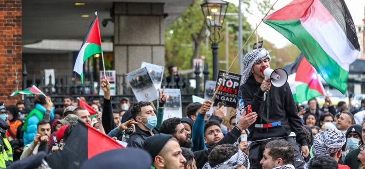 İsrail'in Mescid-i Aksa saldırıları İngiltere'de protesto edildi