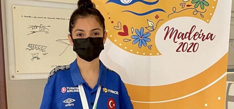 Paralimpik milli yüzücü Sevilay Öztürk, Avrupa ikincisi oldu