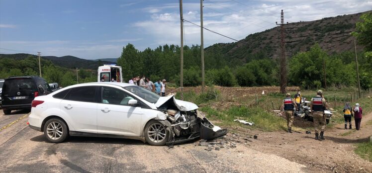 Tokat'ta iki otomobil çarpıştı: 1 ölü, 3 yaralı