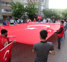 Van, Bitlis, Muş ve Hakkari'de saat 19.19'da İstiklal Marşı okundu