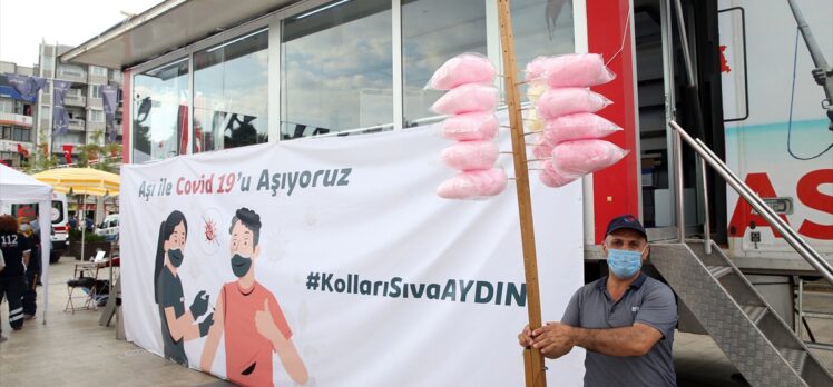 Aydın'da mobil aşı tırıyla randevusuz aşı uygulamasına yoğun ilgi