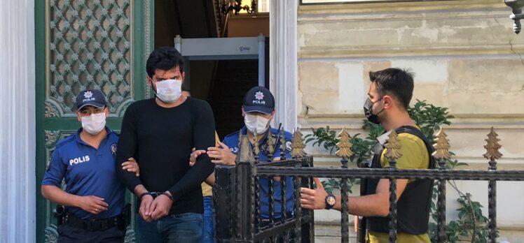 GÜNCELLEME – Beyoğlu'nda otelin restoranında çıkan kavgada 2'si polis 12 kişi yaralandı