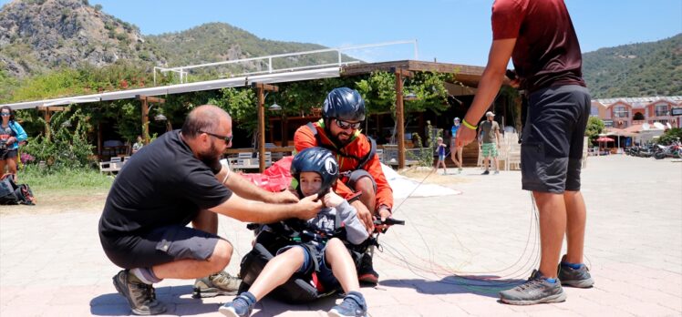 Engelli çocukların yamaç paraşütü hayali Fethiye'de gerçek oldu