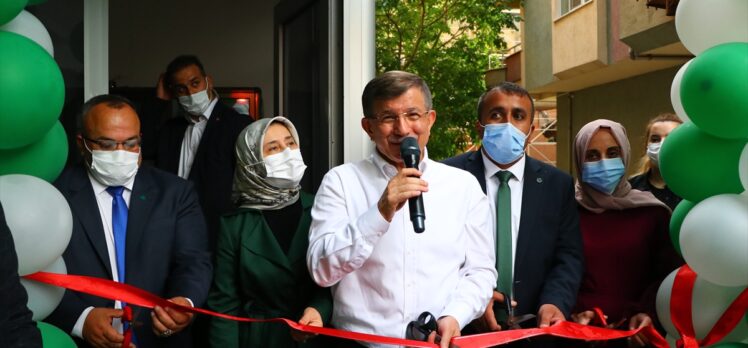 Gelecek Partisi Genel Başkanı Davutoğlu, Tekirdağ'da partisinin ilçe kongresine katıldı