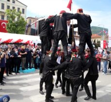 Gençlik ve Spor Bakanı Kasapoğlu, İstiklal Yolu Bisiklet Yarışı'nı başlattı