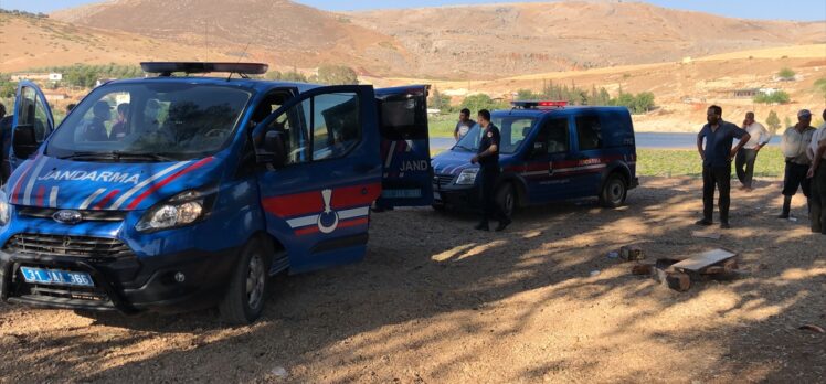 Hatay'da gölde alabora olan kayıktaki 4 arkadaştan 1'i boğuldu