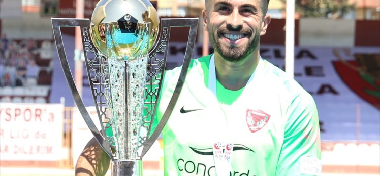 Hatayspor'da sözleşmeleri sona eren Akın Alkan ile Mesut Çaytemel takımdan ayrıldı