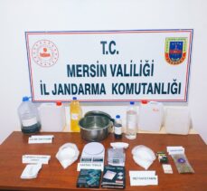 Mersin'de sentetik uyuşturucu üretip sattıkları iddiasıyla 4 zanlı yakalandı