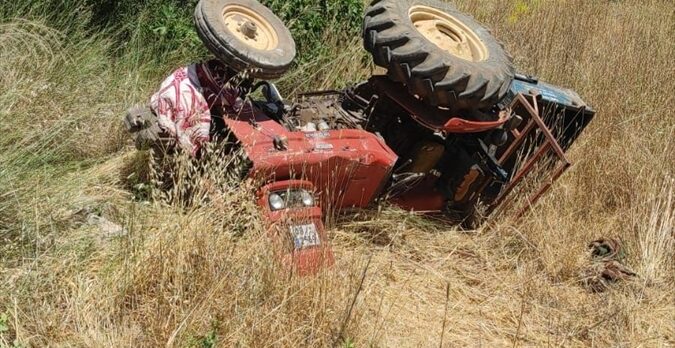 Muğla'da traktör devrildi: 1 ölü, 1 yaralı