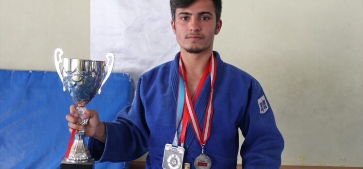 Pazarda çalışırken tanıştığı judo, hayatını değiştirdi