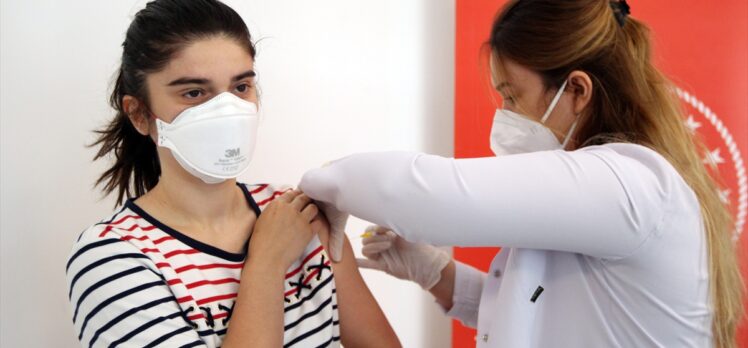 Samsun'da 44 aile sağlığı merkezinde BioNTech aşısı yapılmaya başlandı