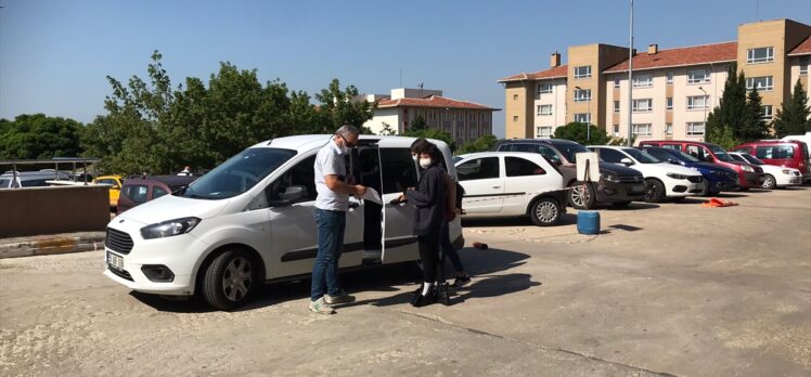 Tekirdağ'da tartıştığı üvey annesini darbedip bıçaklayarak öldürdüğü öne sürülen çocuk tutuklandı