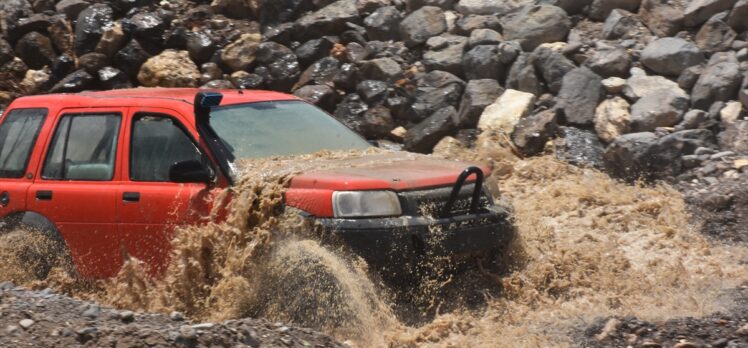 Türkiye Offroad Şampiyonası ilk ayak yarışına ev sahipliği yapacak Kızılcahamam'da hazırlıklar denetlendi